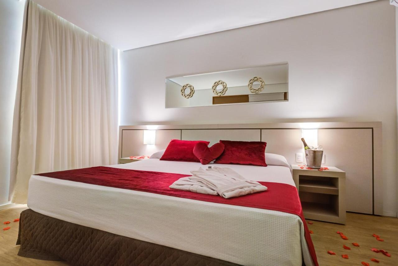 פוז דו איגואסו Viale Tower Hotel מראה חיצוני תמונה