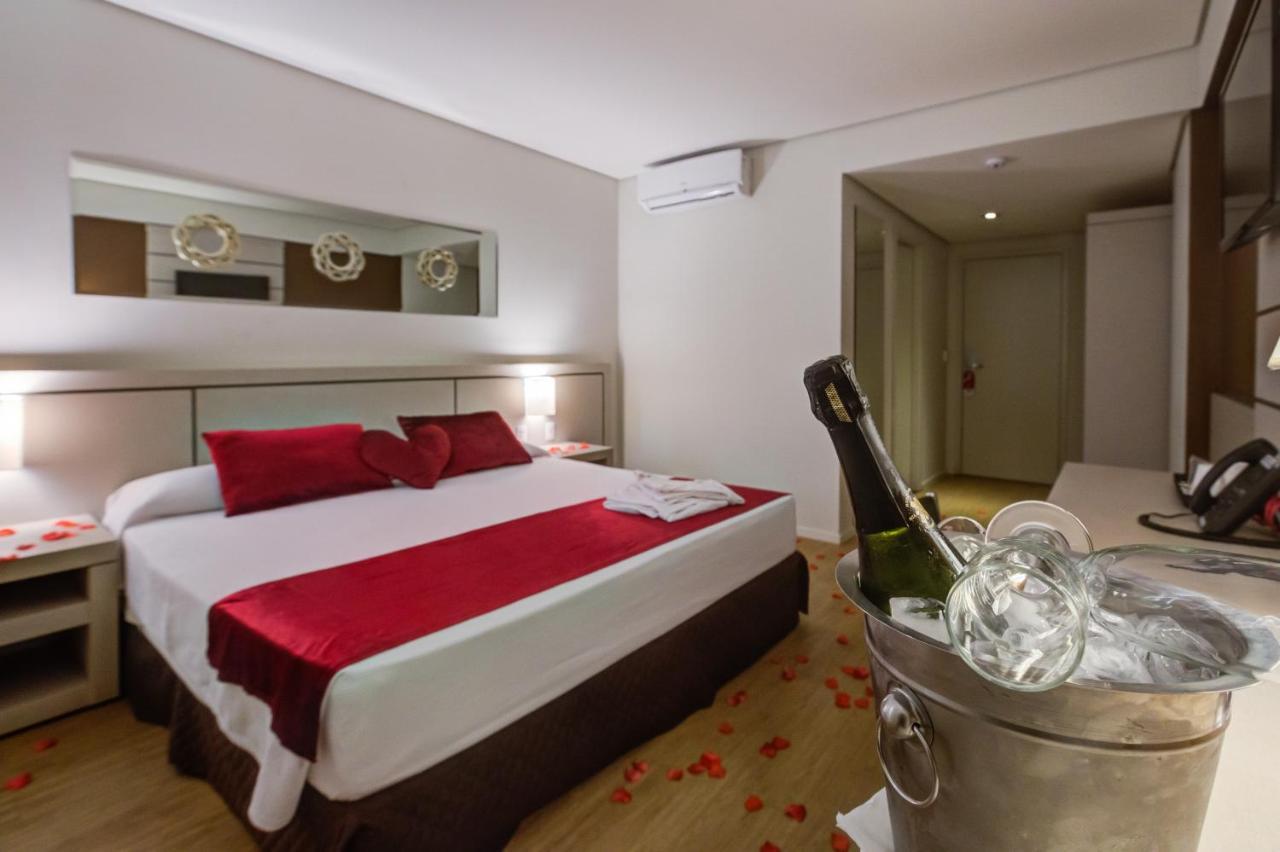 פוז דו איגואסו Viale Tower Hotel מראה חיצוני תמונה