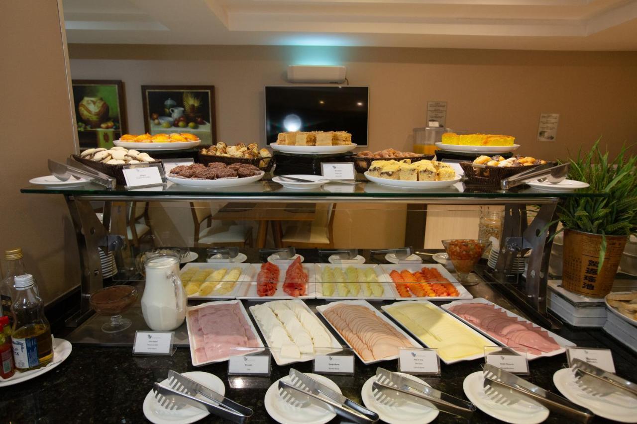 פוז דו איגואסו Viale Tower Hotel מראה חיצוני תמונה