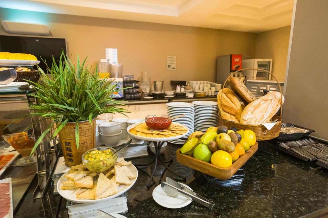 פוז דו איגואסו Viale Tower Hotel מראה חיצוני תמונה