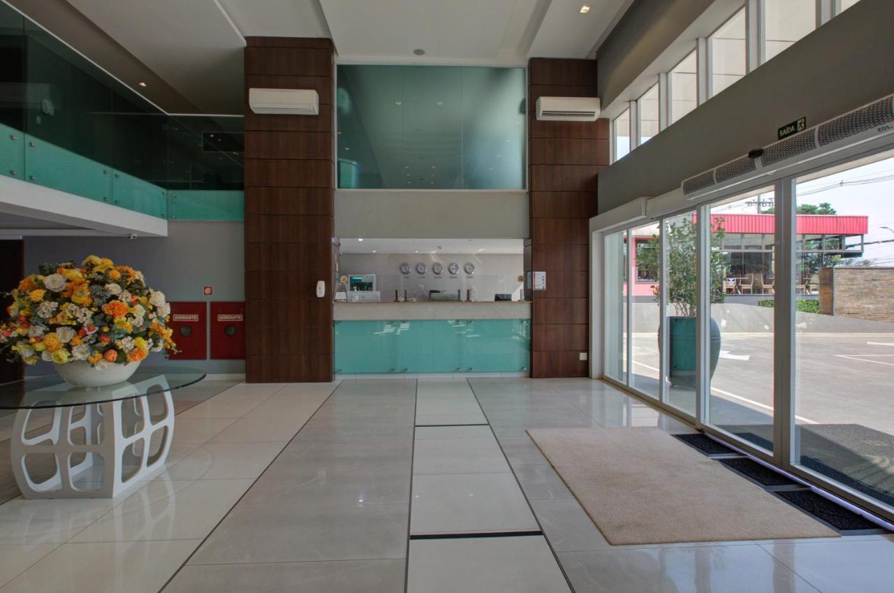 פוז דו איגואסו Viale Tower Hotel מראה חיצוני תמונה